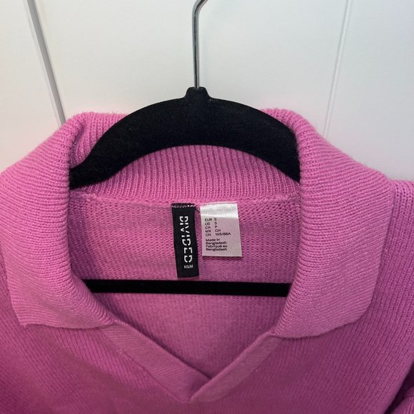 Pink Collared Sweater - Picture 3 of 3